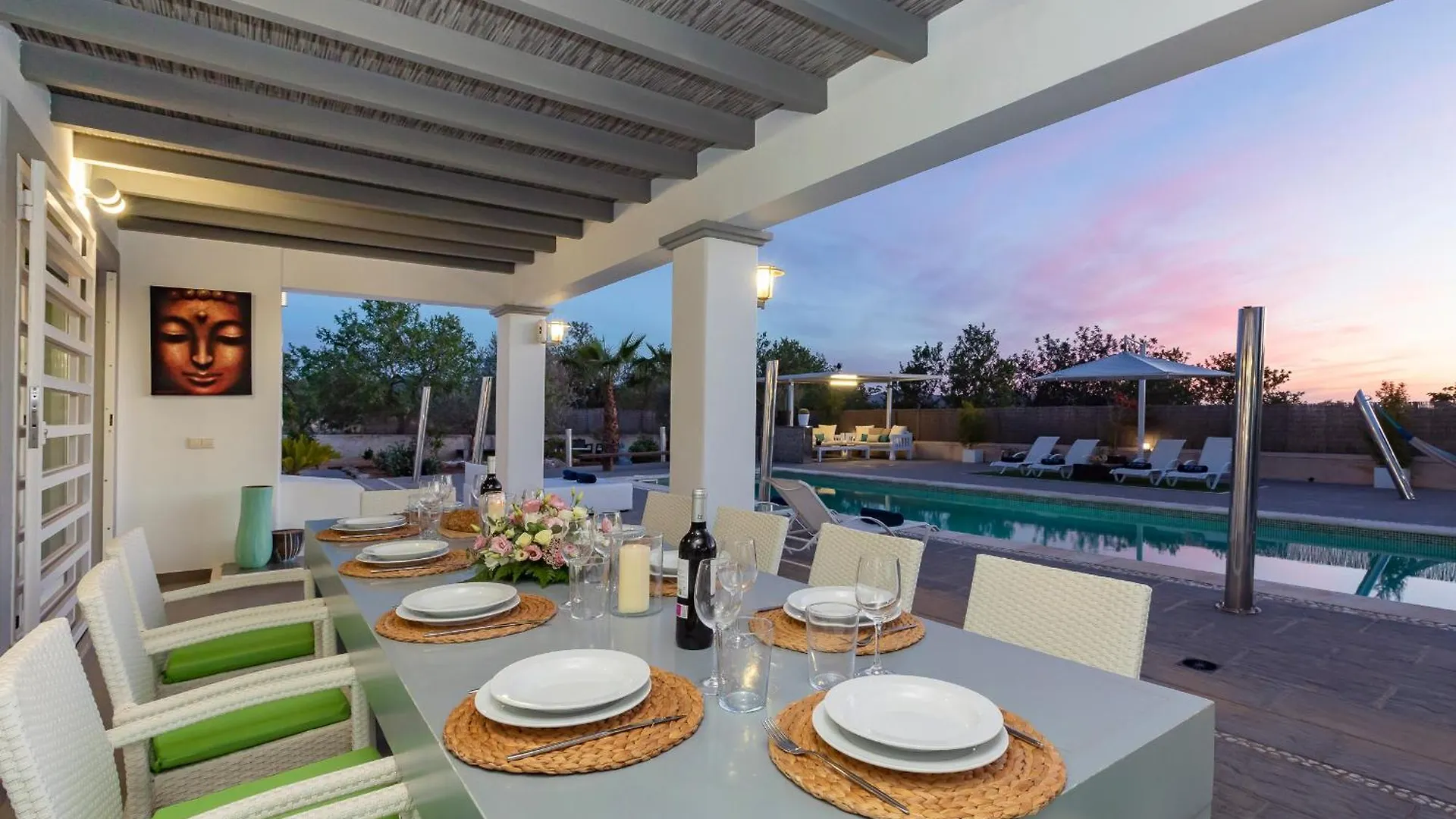 Villa Near San Antonio Sleeps 10 0*, سان أنطونيو