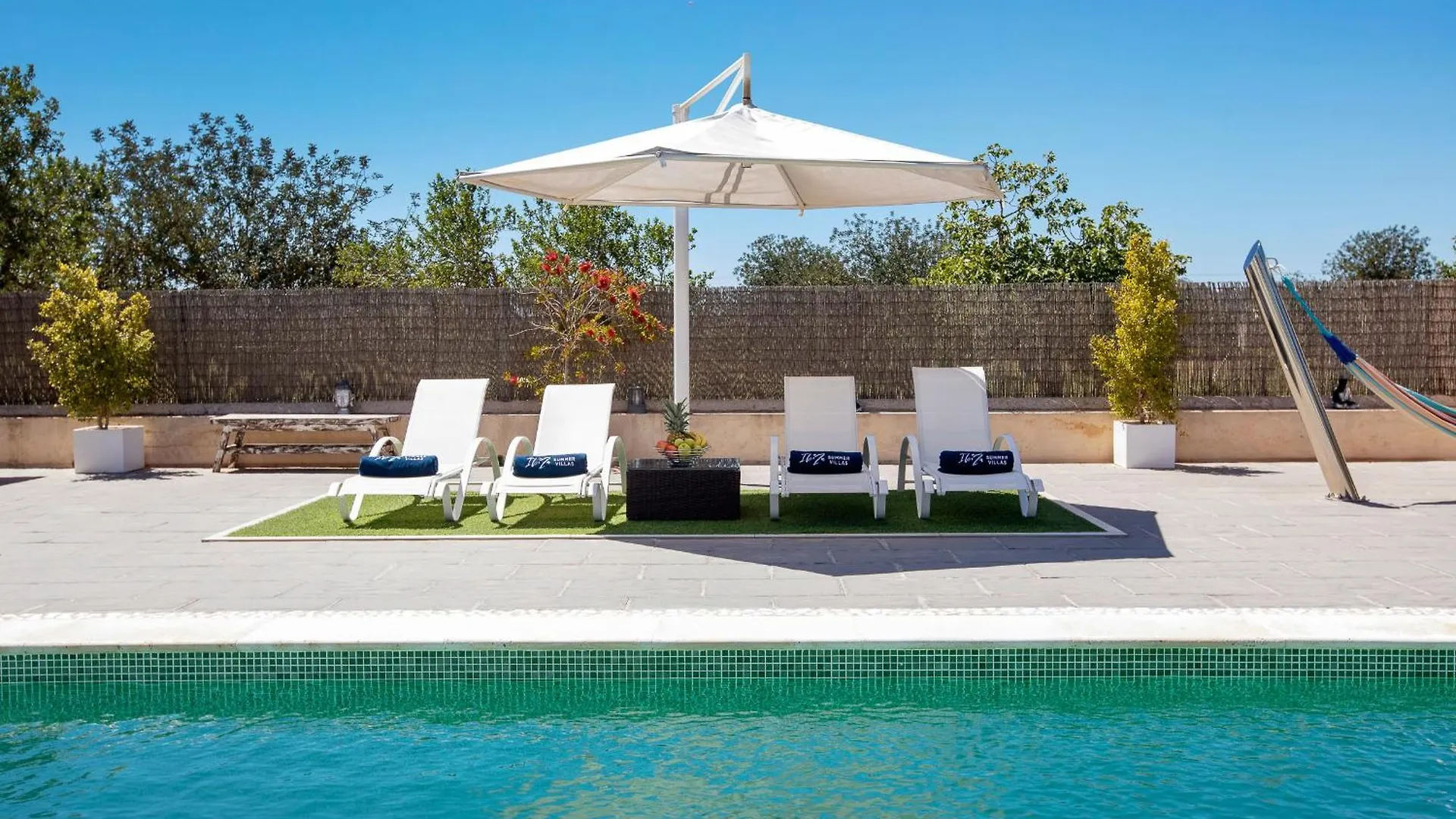 Villa Near San Antonio Sleeps 10