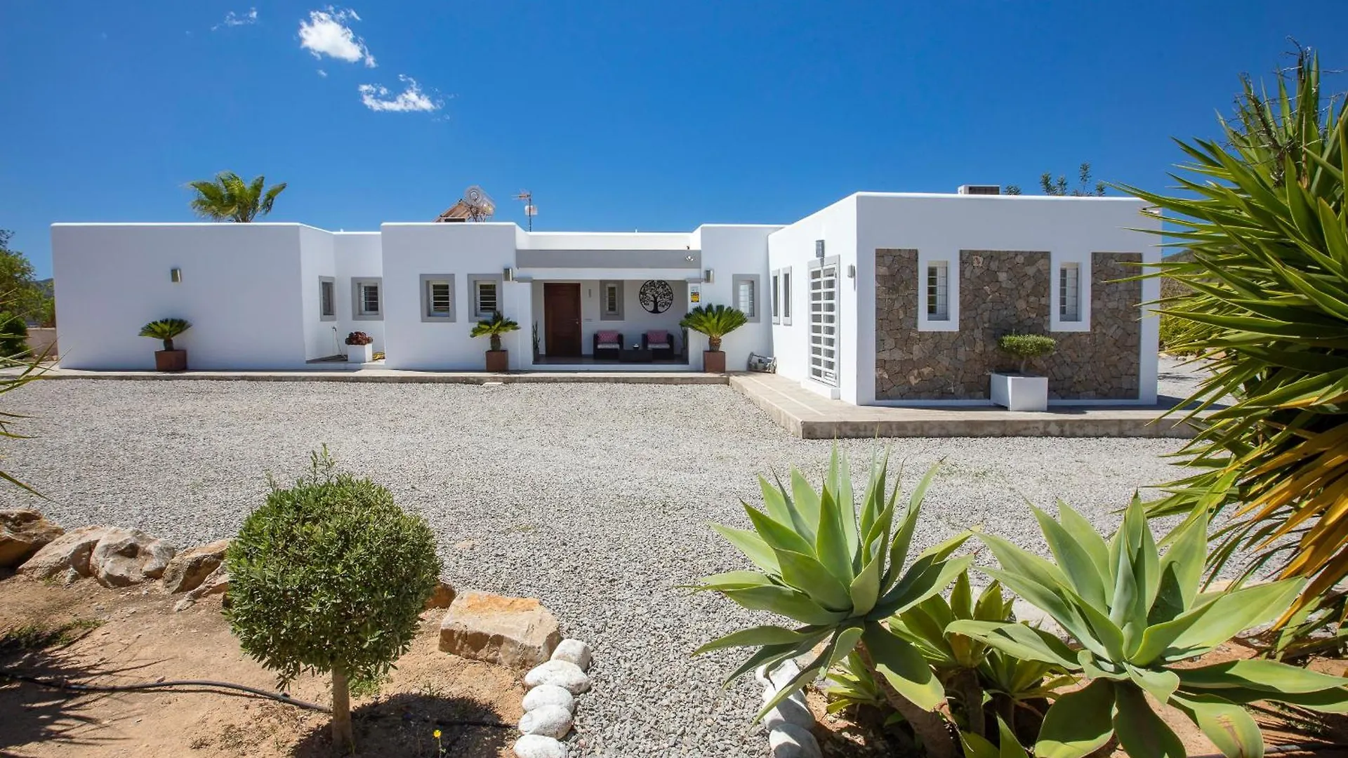 Villa Near San Antonio Sleeps 10 إسبانيا
